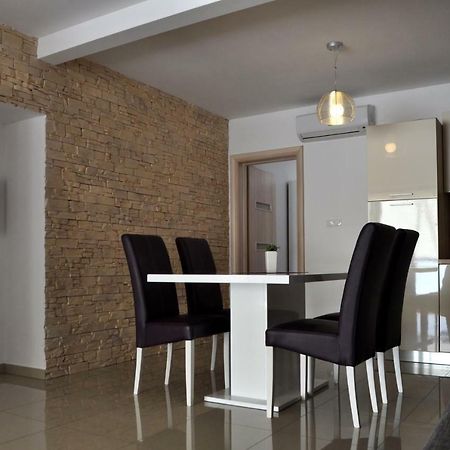 Apartmán Bay Sascica Sali Exteriér fotografie