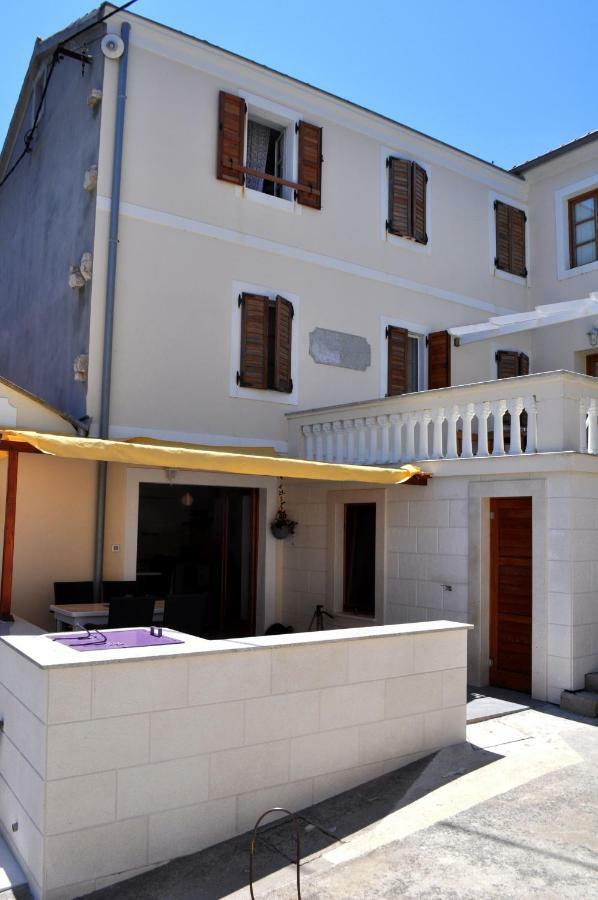 Apartmán Bay Sascica Sali Exteriér fotografie