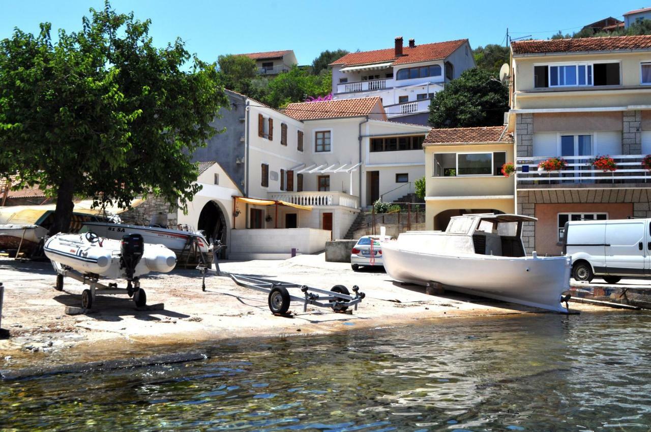 Apartmán Bay Sascica Sali Exteriér fotografie
