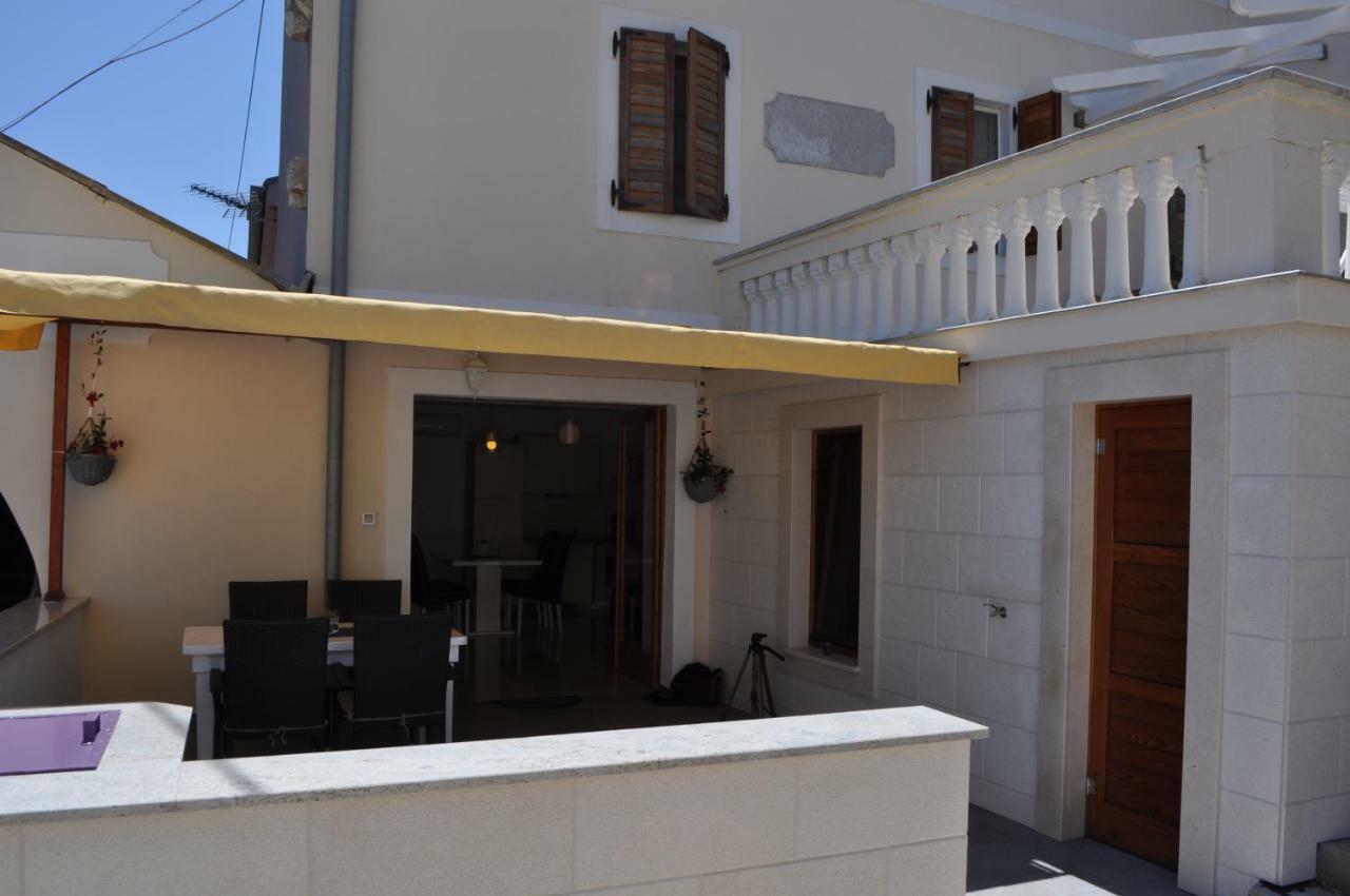 Apartmán Bay Sascica Sali Exteriér fotografie