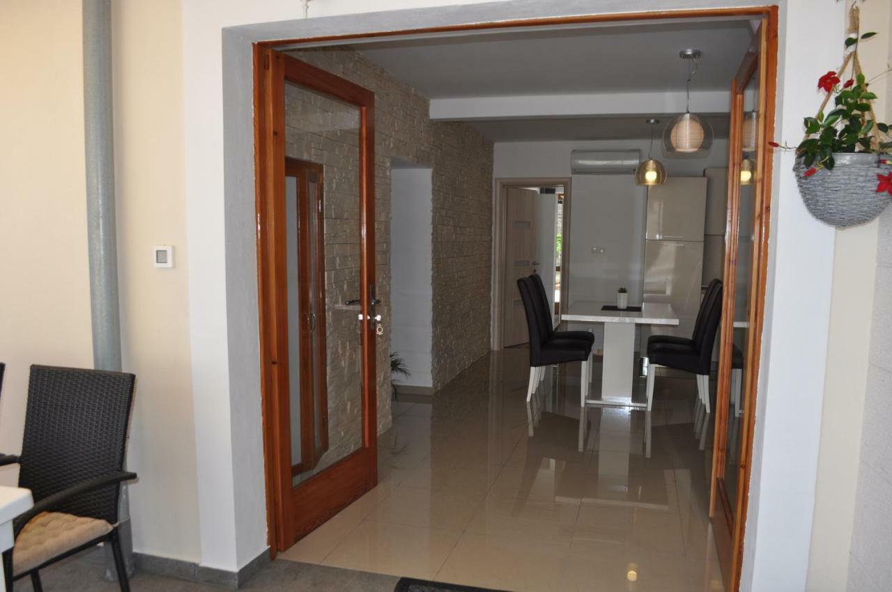 Apartmán Bay Sascica Sali Exteriér fotografie